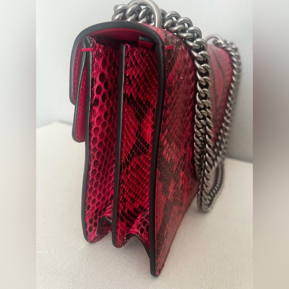 Gucci Exotic Fushia Dionysus Shoulder Bag - Picture 5 of 11
